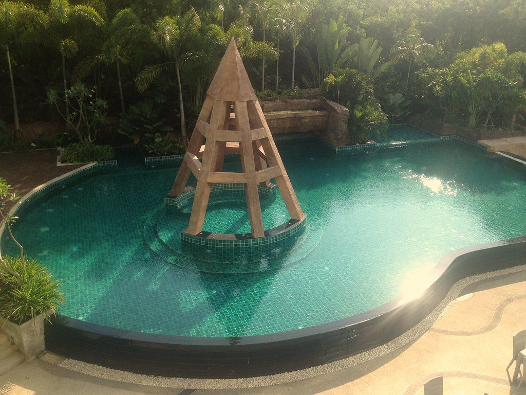 Молодёжные отели Паттайи рядом с Walking Street и ночной жизнью