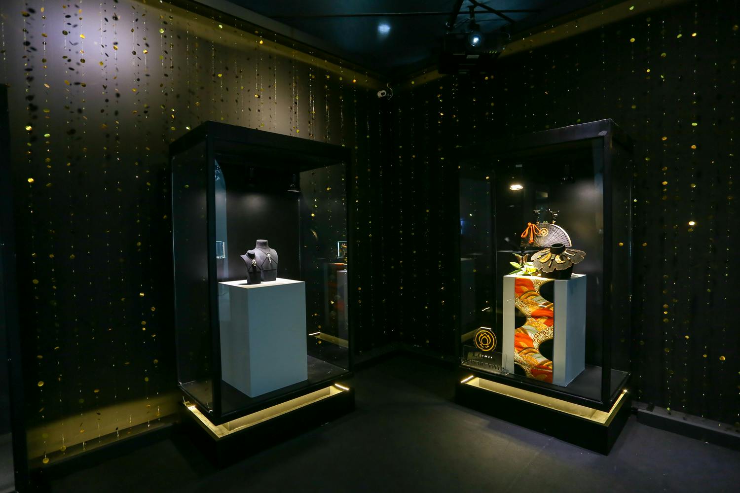 Выставочные залы QSNCC — Bangkok Gems & Jewelry Fair