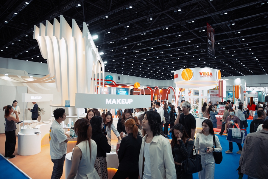 Cosmoprof CBE ASEAN — профессиональные посетители и экспоненты beauty-индустрии на выставке в Бангкоке
